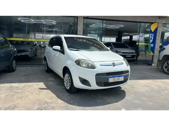 Fiat Palio Attractive 1.0 EVO Fire Flex 8V 5P 2013