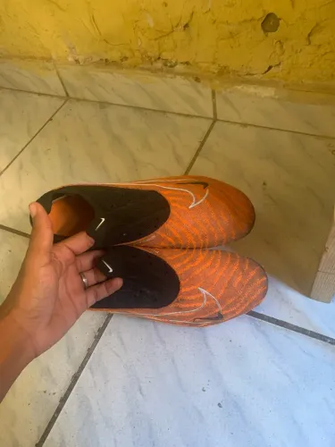 Chuteira phantom gx elite tamanho 39