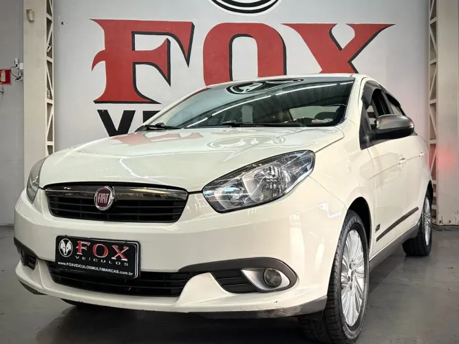 Fiat Grand Siena Essence 1.6 Flex 16V 2015