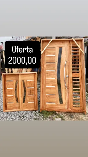 Portas e janelas de madeira 