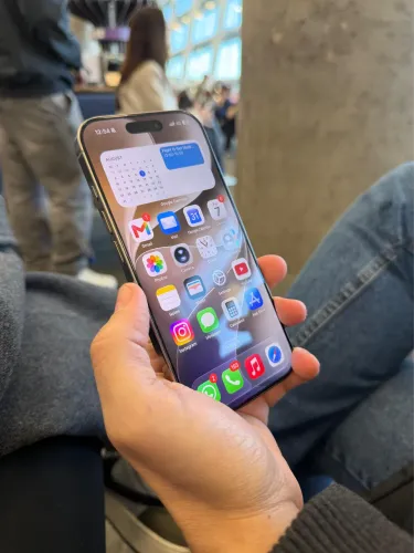 iPhone 16 pro 256gb