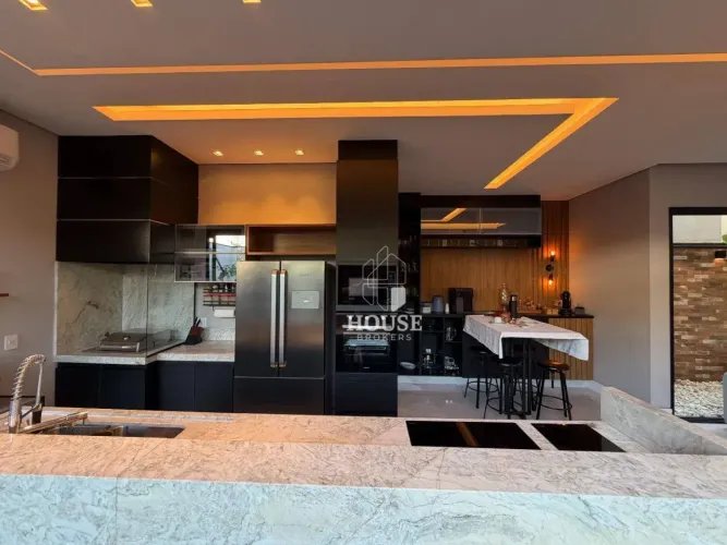 Sobrado com 3 dormitórios à venda, 286 m² por R$ 2.900.000,00 - Condomínio Morro do Sol - 