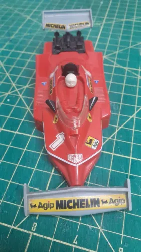 CARENAGEM AUTORAMA ESTRELA FERRARI T4