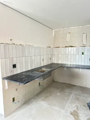 Ladrilheiro pedreiro azulejista 