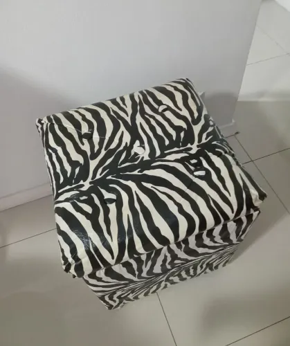 Vendo Puff Baú em excelente estado 