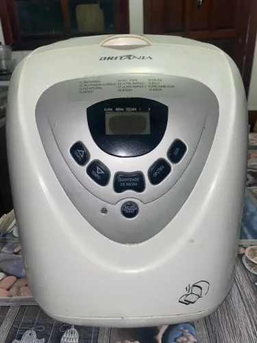 Máquina de Fazer Pão Britânia Completa e Funcionando