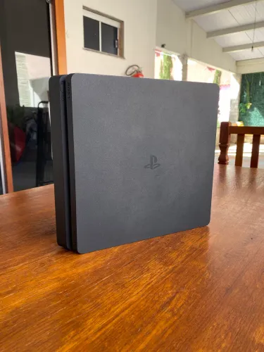 ps4 slim 1tb, com 1 controle + 3 jogos