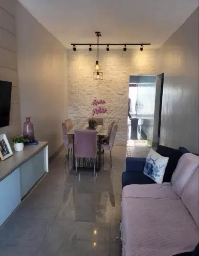 AC vendo essa casa em Porto canoa