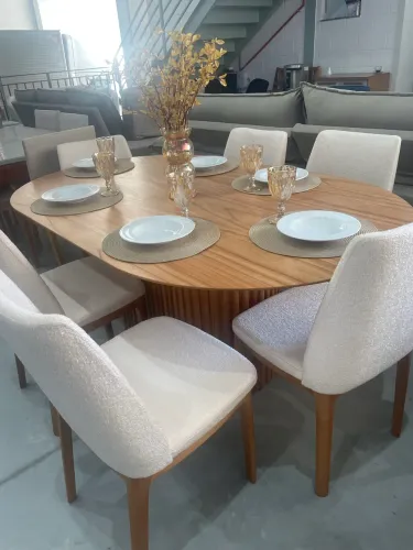 Mesa Em Madeira Maciça Oval NOVA