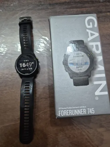 Garmin Forerunner 745