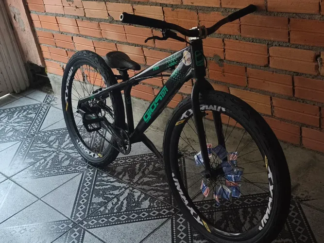 Vendo gios Frx 2015 preta com verde