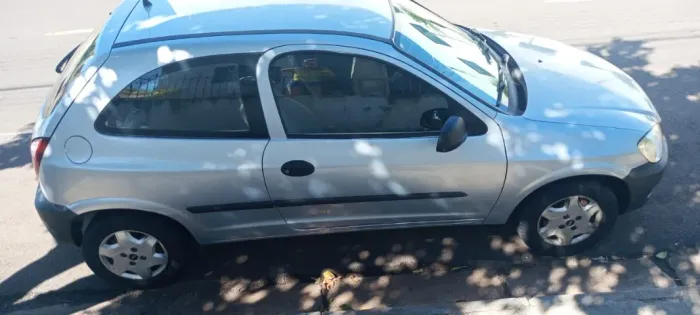 Chevrolet Celta Life/ LS 1.0 MPFI 8V Flexpower 3P 2011