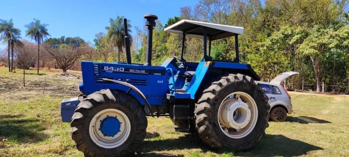 Trator Ford New holland