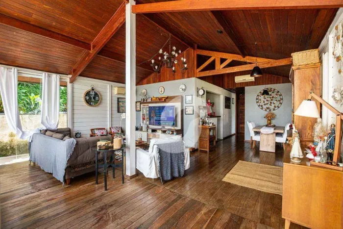 Casa à venda, 137 m² por R$ 690.000,00 - Sapê - Niterói/RJ