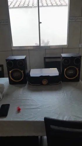 Vendo som  philips fx30 600w, muito potente ,