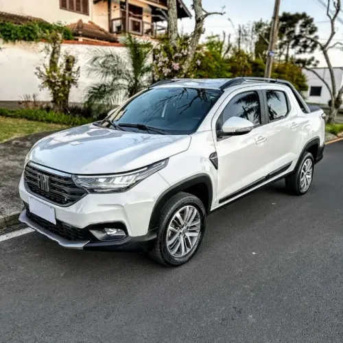 Fiat Strada Volcano 1.3 Flex 8V CD 2023