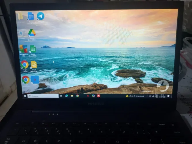 VENDO Notebook positivo POUCO USADO