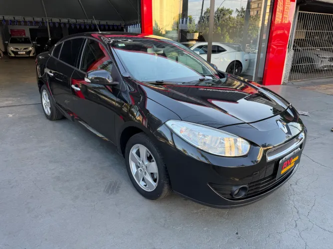 Renault Fluence Sed. Dynamique 2.0 16V Flex Aut. 2014