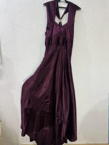 Vestido longo de casamento e festa