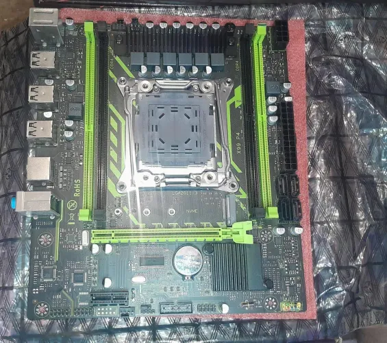 KIT XEON X99-8D4 LGA 2011-3. PCU 2680 V4 2.4GHZ 14 NÚCLEOS 24 THREADS.
