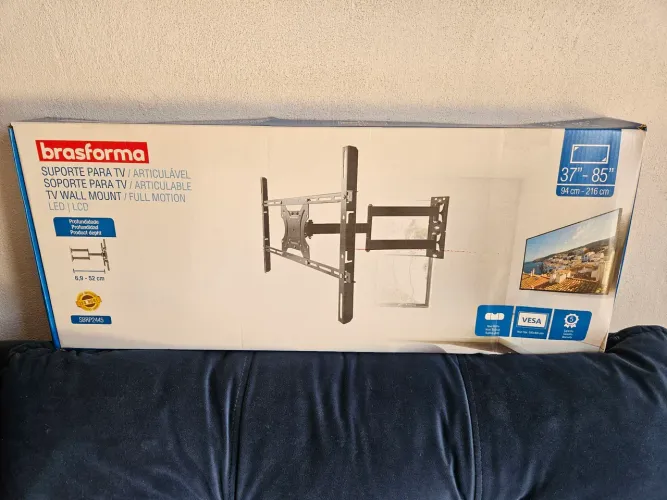 Suporte articulado para TV de 32 a 85 polegadas.