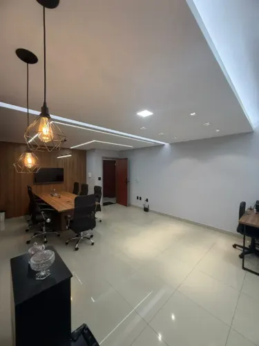 SALA MOBILIADA PARA LOCAÇÃO EM TAUBATÉ NO CENTRO