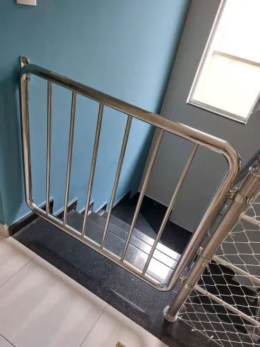 Portões de segurança para escada - AÇO INOX