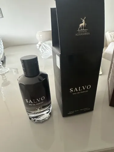 Perfume salvo arabe