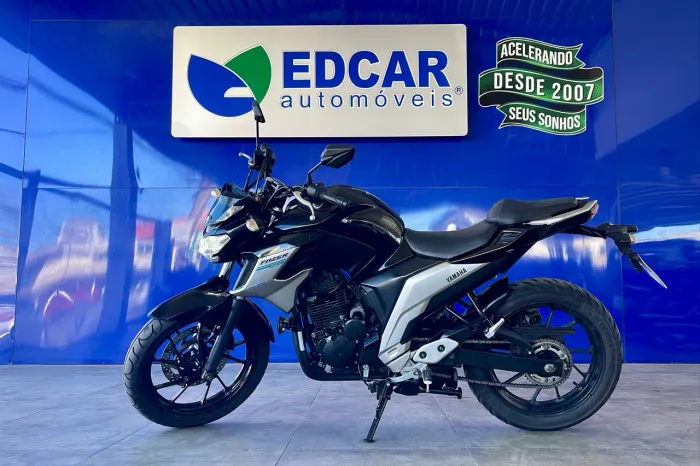 FZ25 FAZER 2021