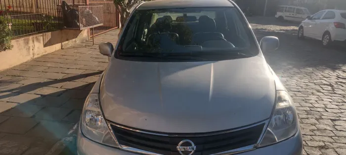 Nissan Tiida Sedan 1.8 16V Flex Fuel 4P 2011