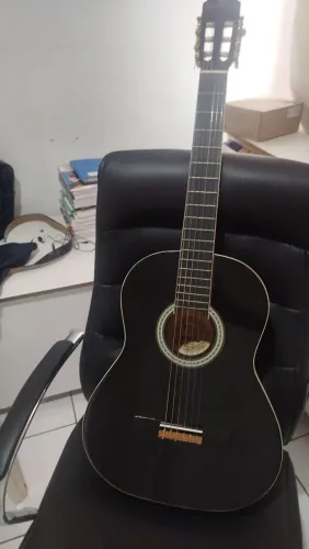 Violão novo