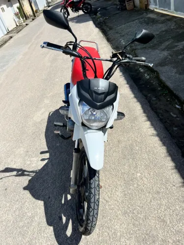 Moto está 100% boa pronta pra andar nada pra fazer