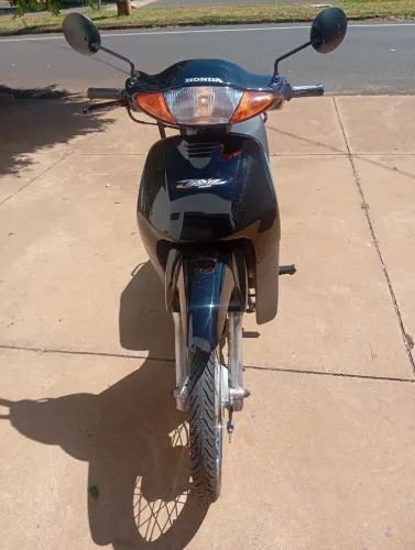 Vendo bis 2003 modelo 2004