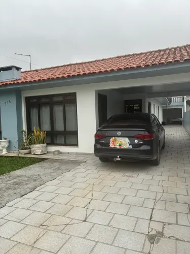 Alugo casa de fundos , 1 quarto 1 sala 1 cozinha 1 banheiro 48 m_