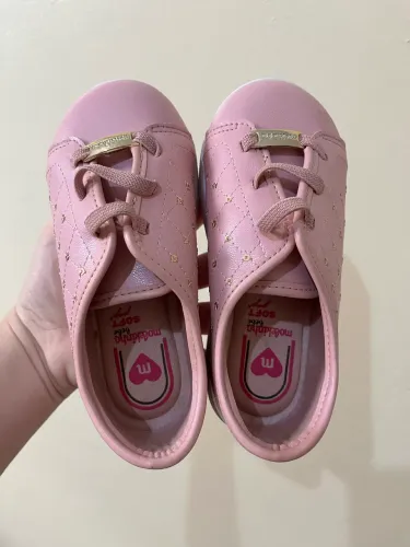 VENDO TÊNIS INFANTIL NÚMERO 25. LEIA A DESCRIÇÃO 