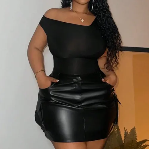 Mini saia cargo de couro - plus size