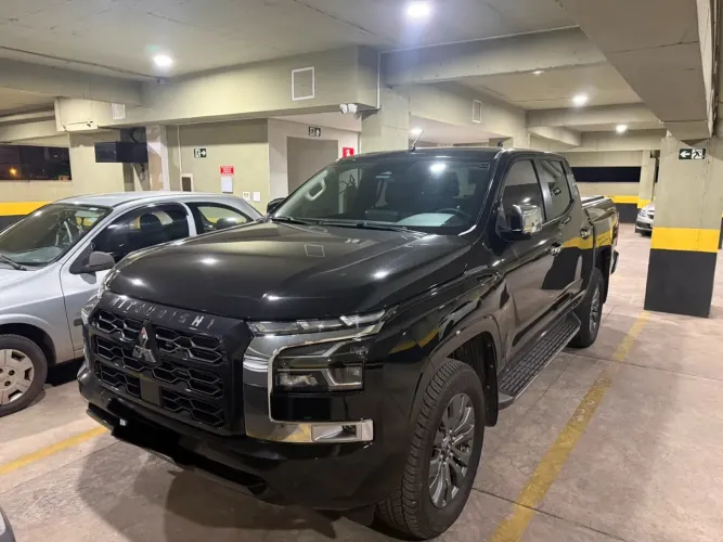 Mitsubishi TRITON HPE-S 2.4 CD 4X4 TB Diesel Aut. 2026