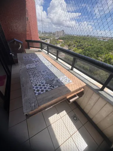 Mesa Madeira e Porcelanato