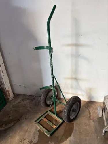 Carrinho para cilindro de CO?