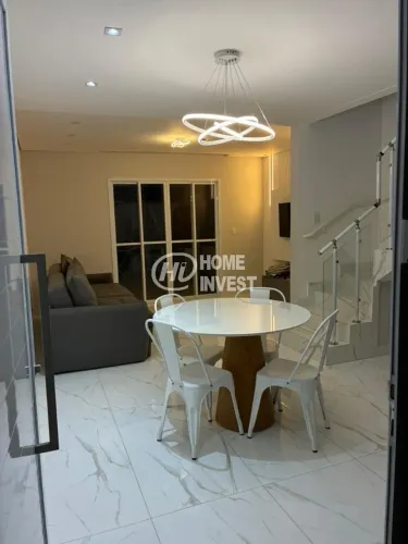 Casa em Condomínio de Luxo em Jundiaí-SP: 2 Quartos, 2 Suítes, 3 Banheiros, 2 Vagas de Gar