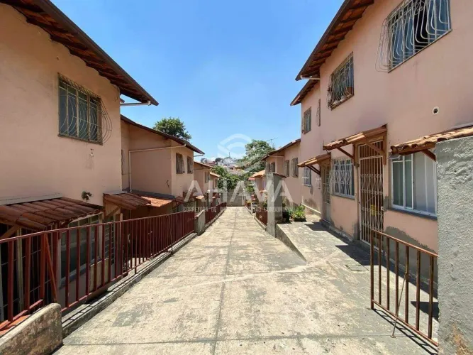 Casa com 3 Quartos à Venda, 60m², Candelária