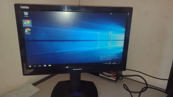 monitor 19