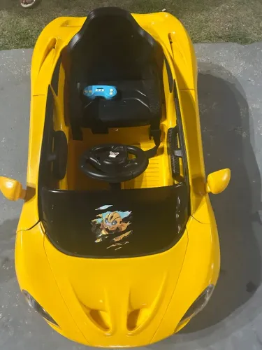 Carros elétricos infantins