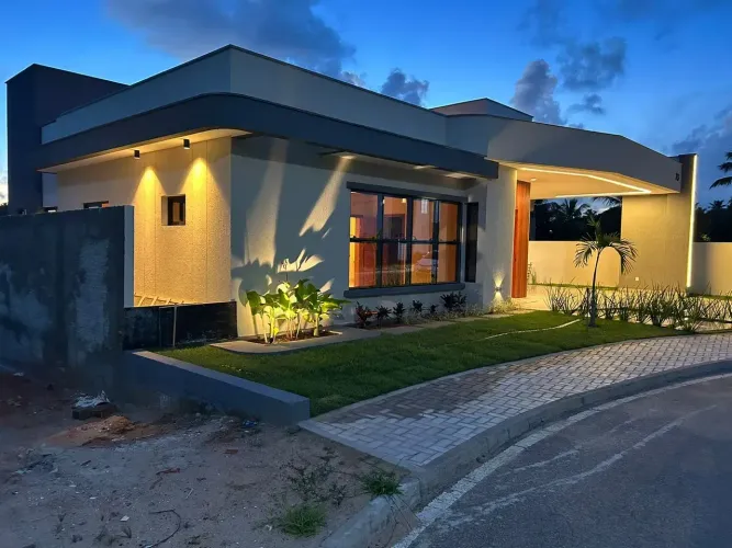 Casa de condomínio para venda tem 172 metros quadrados com 3 quartos
