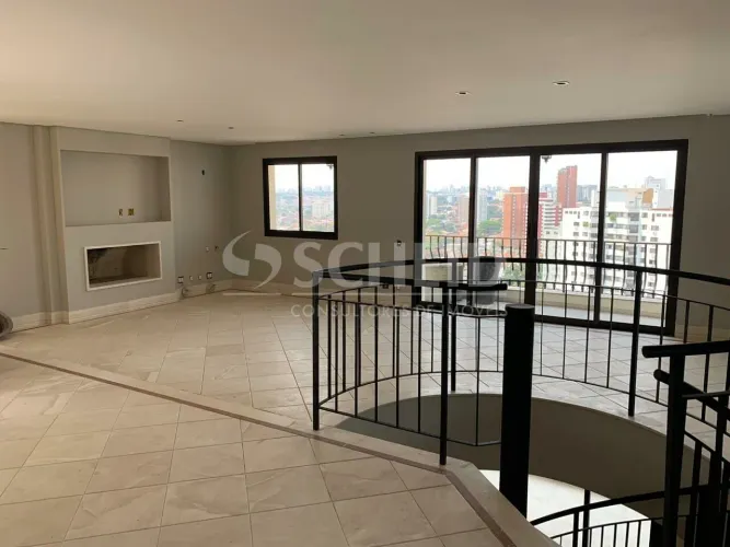 Cobertura à venda em Moema , 465 m², 4 suítes, piscina, churrasqueira, 4 vagas, aceita pet