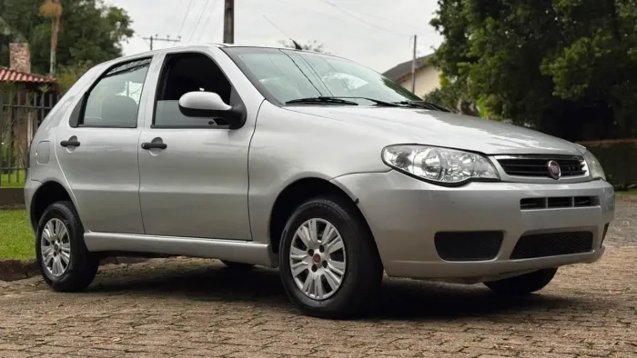 Fiat Palio Celebration 1.0 Fire Flex 8V 4P 2014