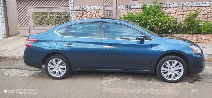 Nissan Sentra SL 2.0/ 2.0 Flex Fuel 16V Aut. 2016