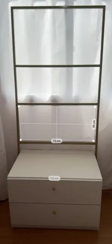 Gaveteiro com Arara