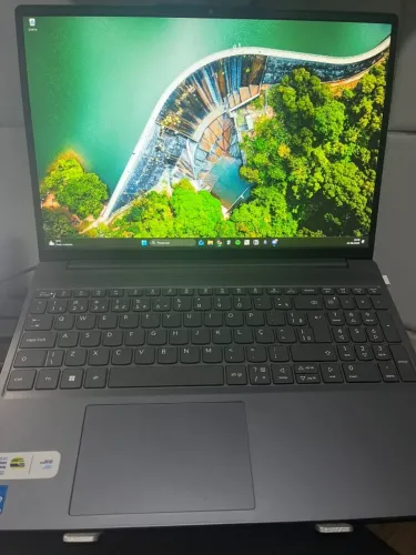 Notebook Ideapad Slim 3i - 16 GB RAM DDR5 - i5-13420H - 512GB SSD
