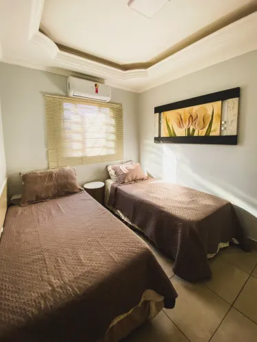 Micro Casa próximo UniEvangélica, HEANA e Ânima
